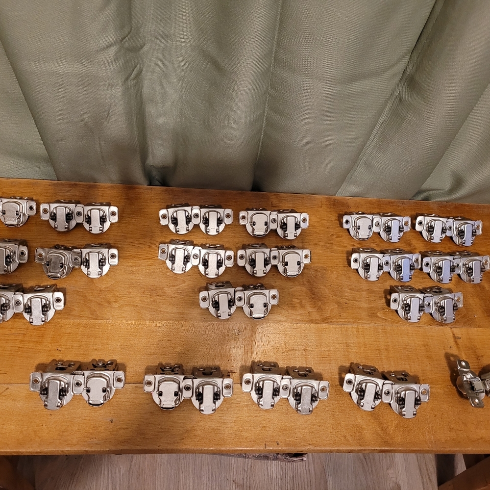 DTC 1-1/4" Overlay Soft Close 105 Degree 2 Cam Press In Face Frame Cabinet Hinge